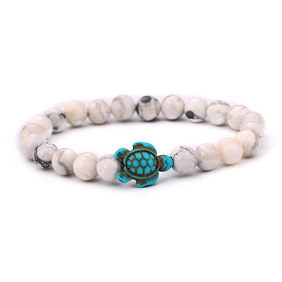 Bracelet howlite blanche Tortue Marine sur fond blanc Kaosix