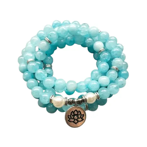Mala 108 perles Aigue Marine Lotus sur fond blanc kaosix
