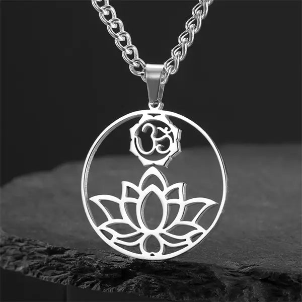 Pendentif Fleur de Lotus OM Collier Spirituel pour Méditation kaosix argent