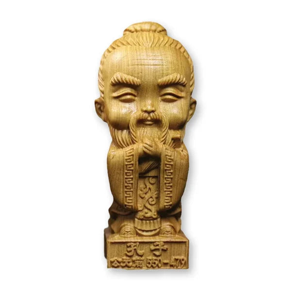 Statuette Confucius en Bois de Cyprès Personnage Chinois Emblématique sur fond blanc kaosix