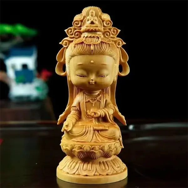 Statuette Guanyin en Bois - Déesse de la Compassion sur fond noir kaosix