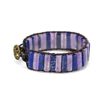 Bracelet Améthyste Lapis-lazuli Bâtonnets Boho Wrap sur fond blanc kaosix