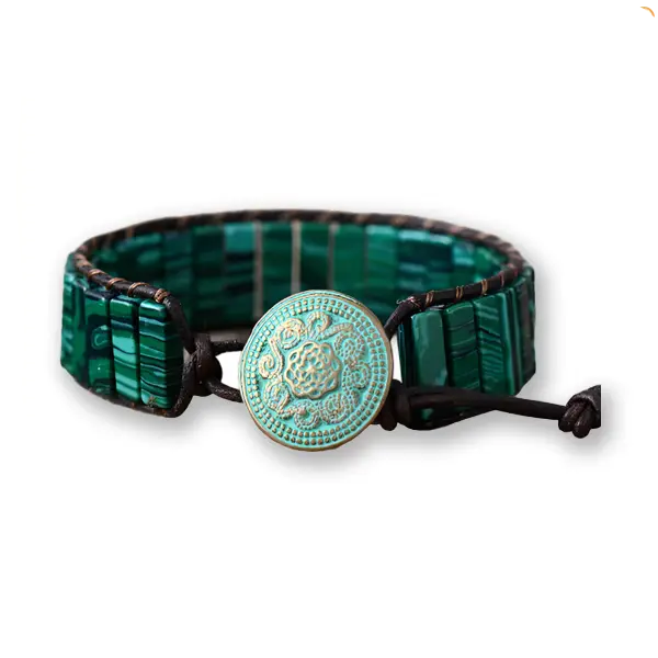 Bracelet Jaspe Malachite Boho Wrap sur fond blanc kaosix