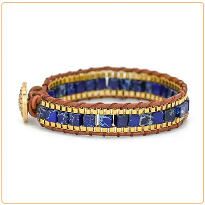Bracelet Lapis-Lazuli perles cubiques et cuir sur fond blanc Kaosix