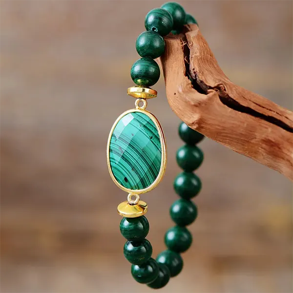 Bracelet Malachite Perles et Galet suspendu verticalement à une branche kaosix