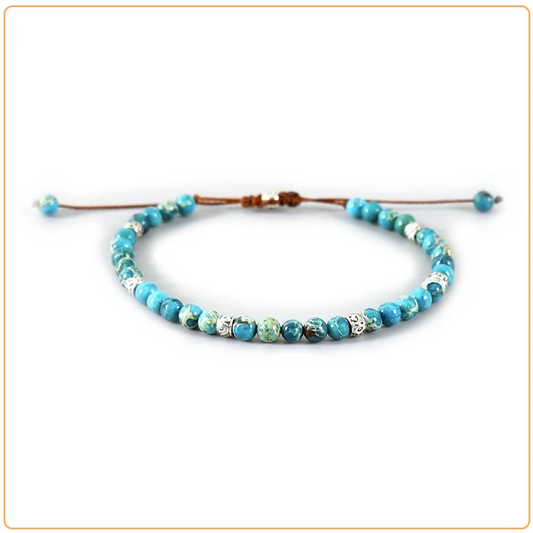 Bracelet Tibétain Bleu Turquoise sur fond blanc kaosix