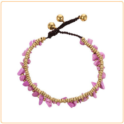 Double bracelet de cheville en éclats de tourmaline rose et perles de cuivre sur fond blanc Kaosix