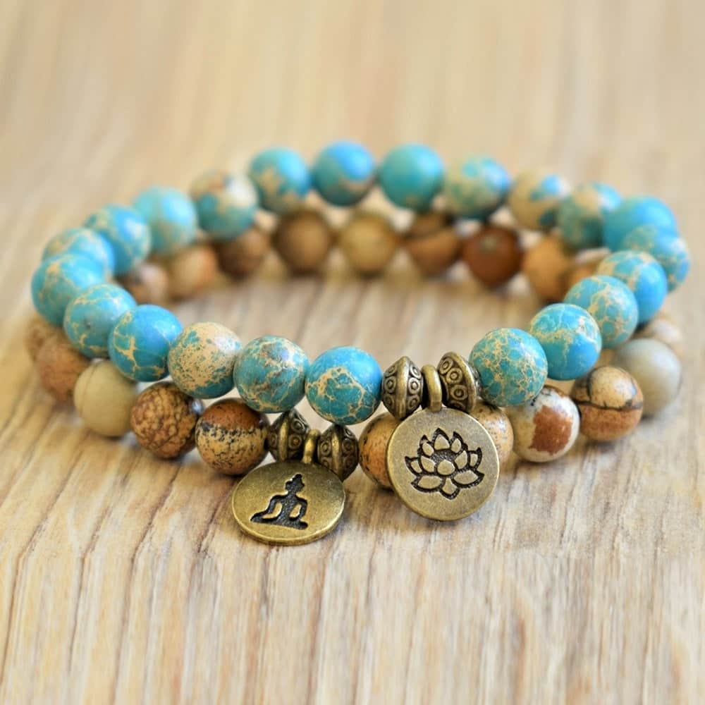 Ensemble de bracelets en Jaspe Impérial bleu Jaspe Paysage Fleur de Lotus Bouddha posé sur plancher en bois beige Kaosix