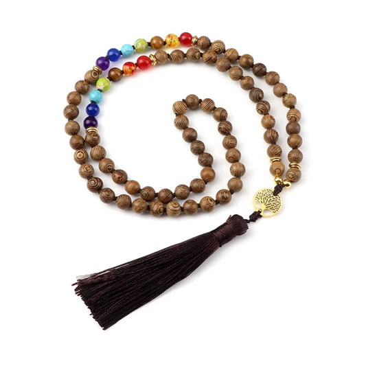 Mala 108 Perles 7 Chakras en Bois avec Arbre de Vie fond blanc kaosix
