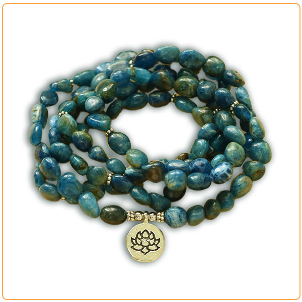 Mala 108 perles Apatite Bleue Symbole du Lotus sur fond blanc Kaosix