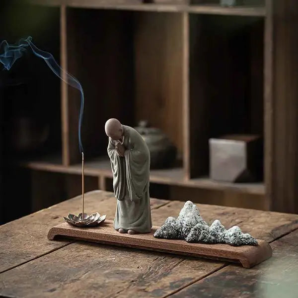 Statue Moine Bouddhiste Zen en Argile & Porte Encens Paysage Karesansui kaosix