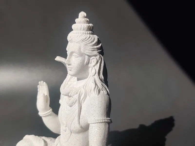 Statue Shiva Blanche en Résine Paix et Sérénité fond kaosix 10