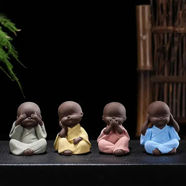 Statues Moine de la Sagesse - Céramique 4 couleurs fond noir kaosix