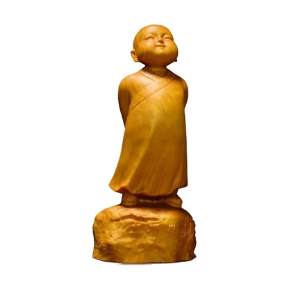 Statuette Moine Bouddhiste en Bois de Cyprès Sourire Zen kaosix 1