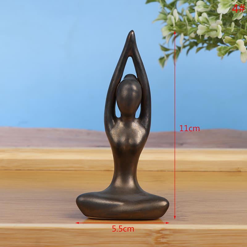 Statuettes Yoga Positions du Lotus Bras levés sur plateau en bois Kaosix