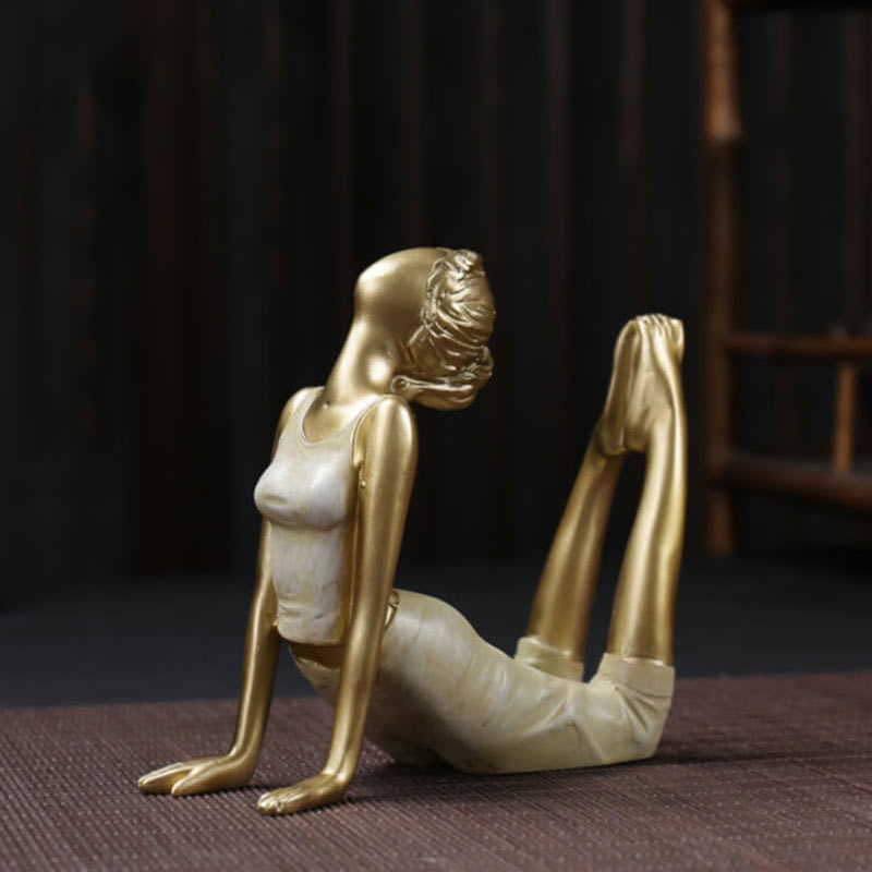 Statuettes de femmes en postures de yoga cobra Kaosix