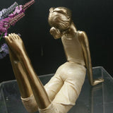 Statuettes de femmes en postures de yoga cobra vue de dos Kaosix