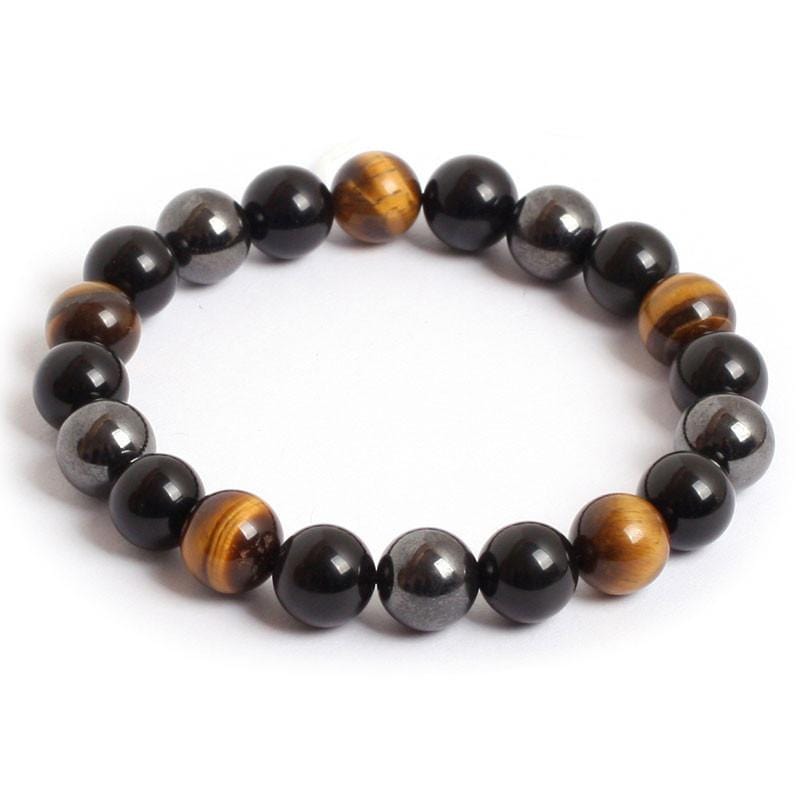 Bracelet triple protection œil de tigre hématite obsidienne noire sur fond blanc sans cadre orange