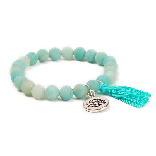 Bracelet amazonite verte symbole lotus sur fond blanc avec cadre orange Kaosix