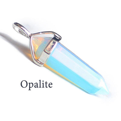 Pendentif Pierre Pointe Opalite sur fond blanc Kaosix
